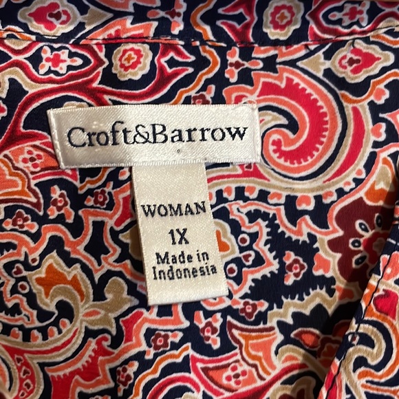 •CROFT & BARROW•NWOT RED/NAVY/WHITE/TAN/ORANGE IKAT V-NECK SLIT BLOUSE SIZE 1X - Picture 5 of 10
